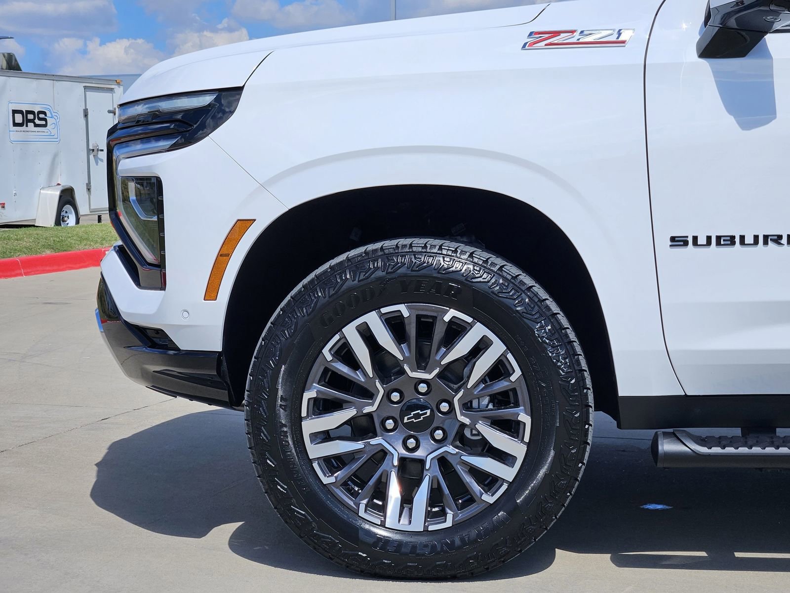 New 2026 Chevrolet Suburban Z71 image 12