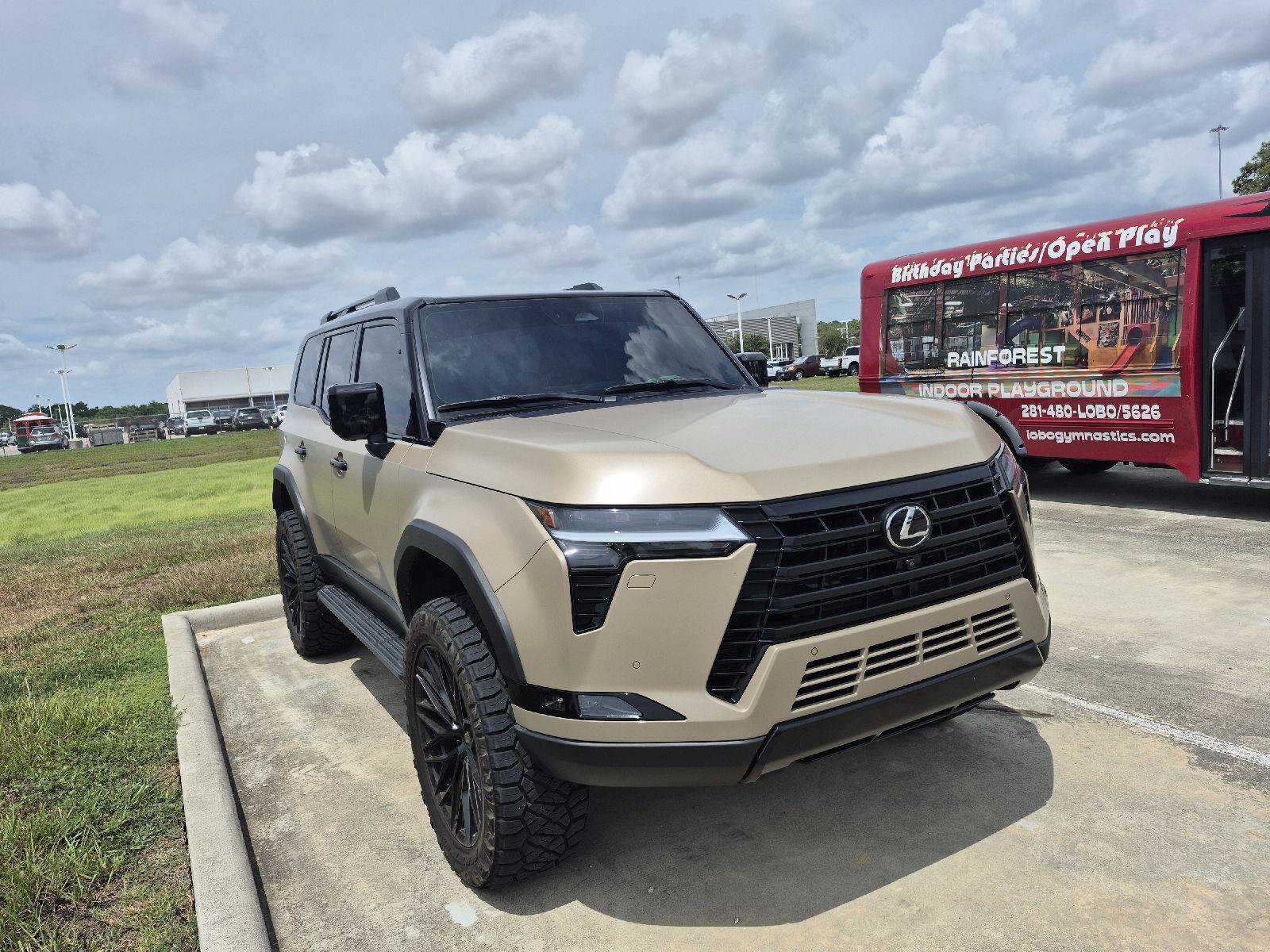 Used 2026 Lexus GX 550 AWD/4WD image 15