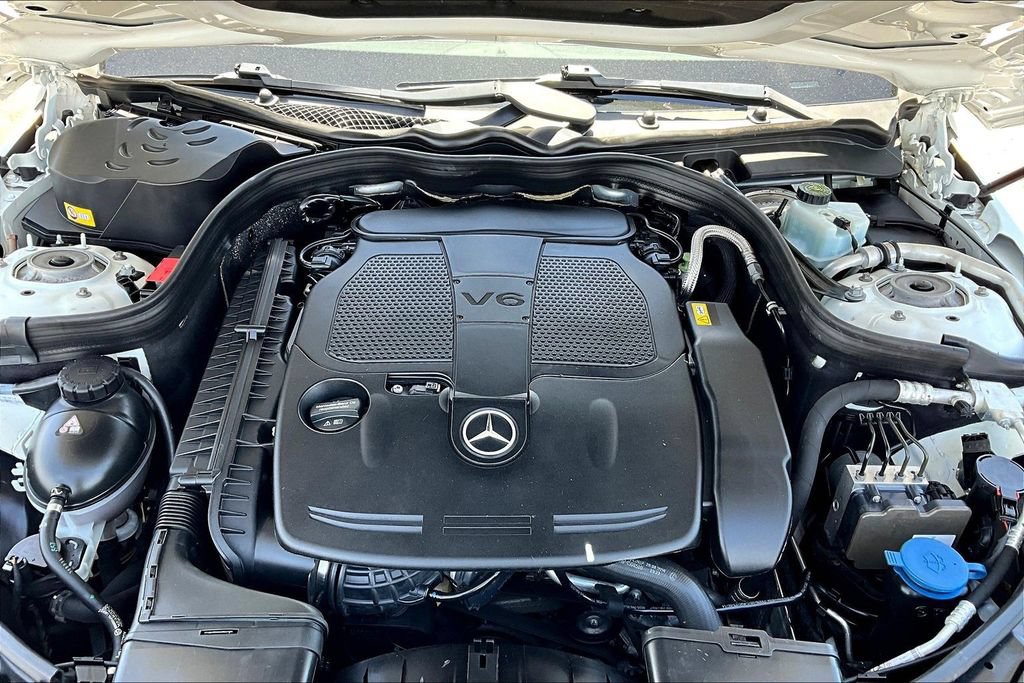 Used 2015 Mercedes-Benz E 350 4MATIC Sedan image 35