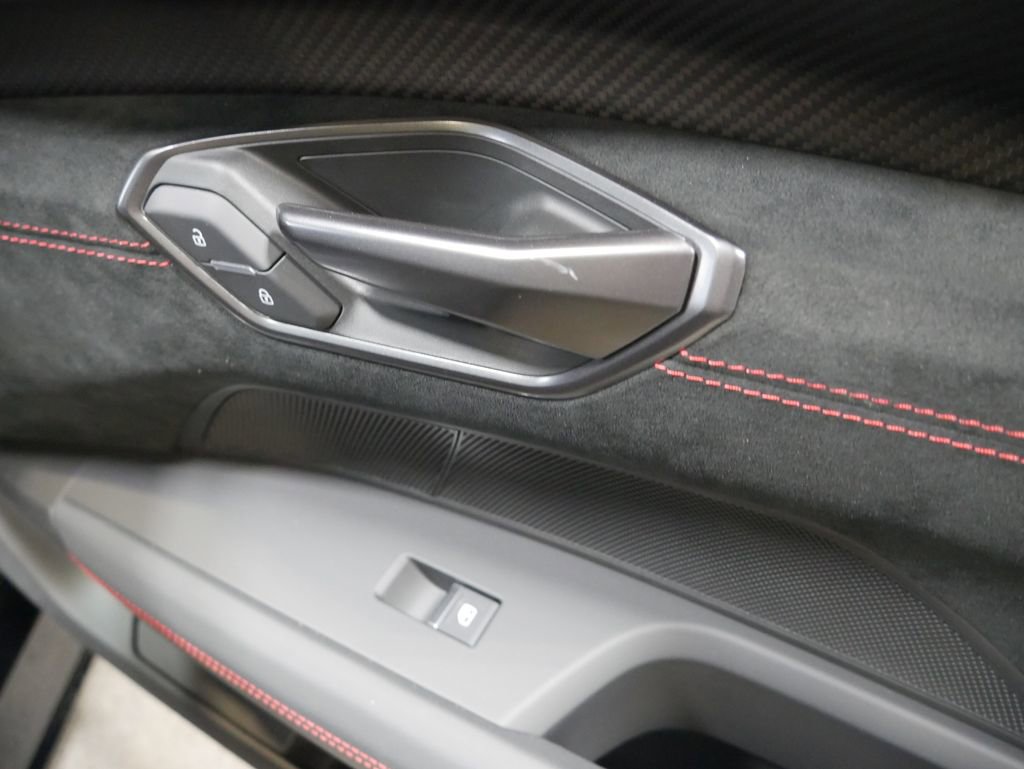 New 2026 Audi RS e-tron GT performance image 25