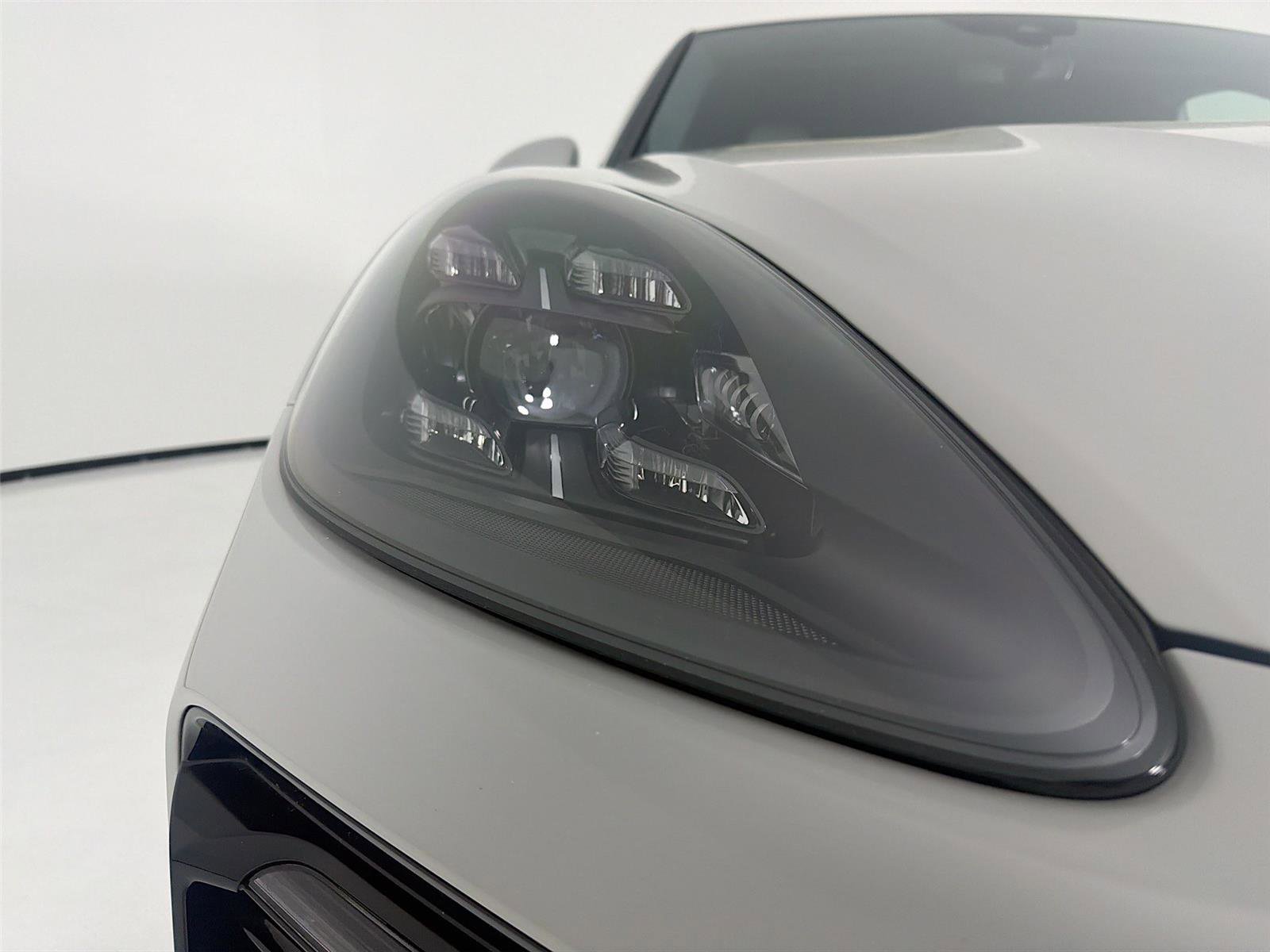 Certified 2023 Porsche Cayenne GTS image 30