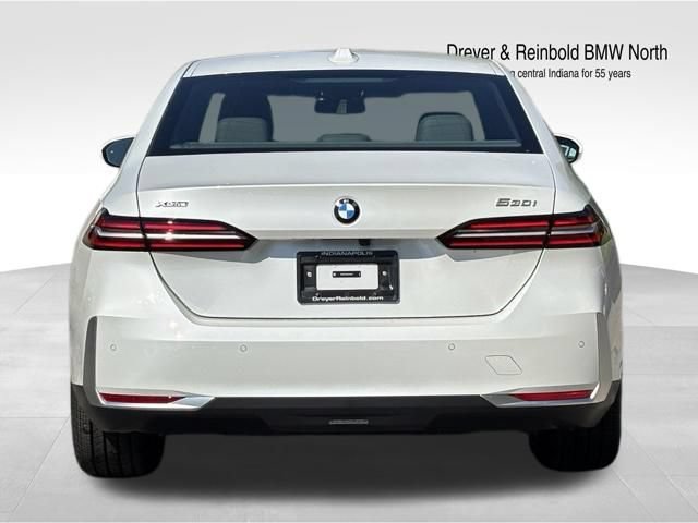 New 2027 BMW 530i xDrive w/ Premium Package AWD/4WD image 6