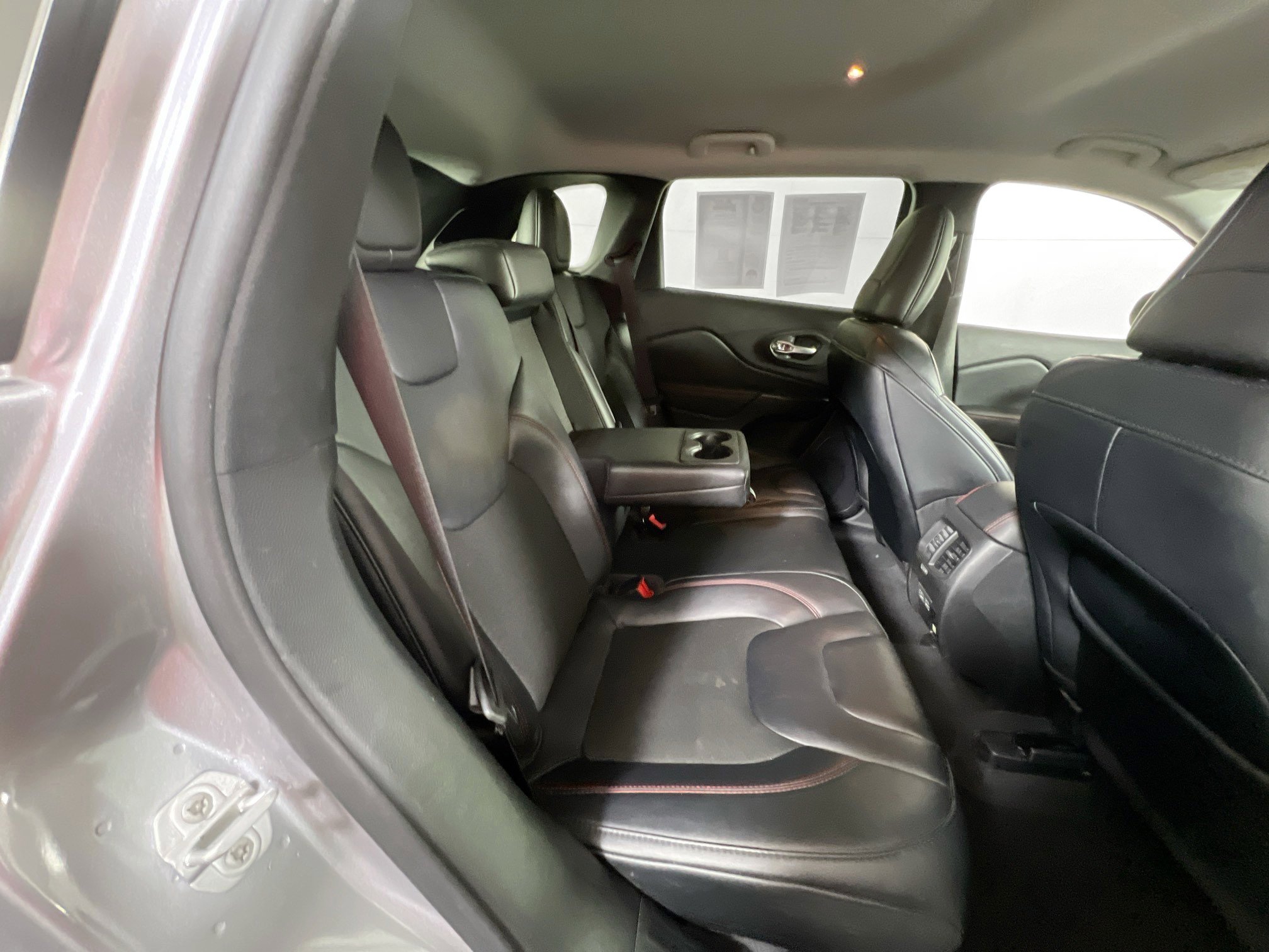 Used 2022 Jeep Cherokee Trailhawk w/ Trailer Tow Group image 25