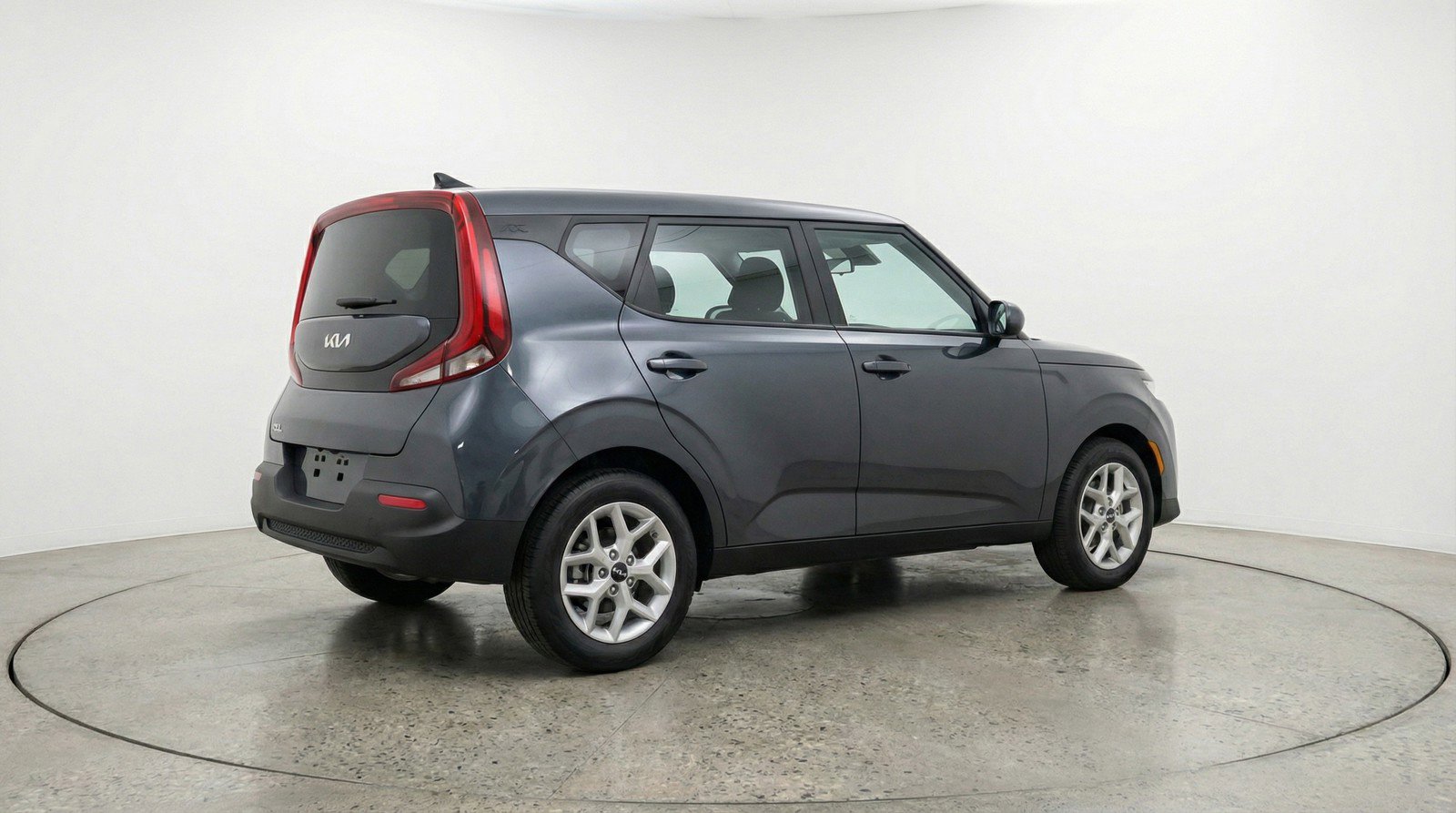 Used 2025 Kia Soul LX w/ LX Technology Package FWD image 9