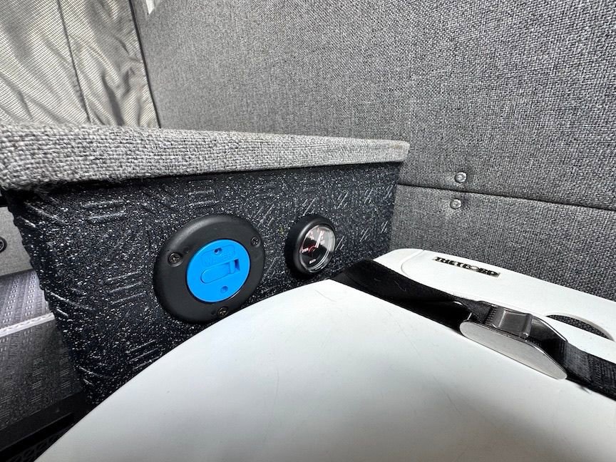 Used 2021 Ford Transit 350 Medium Roof AWD image 22