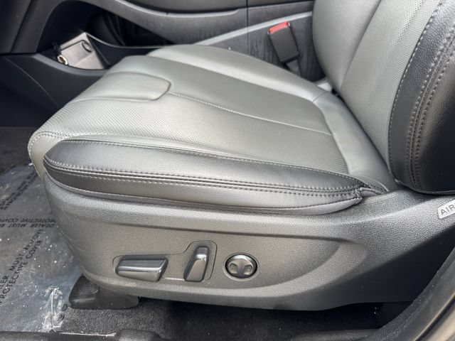 Used 2023 Hyundai Santa Fe SEL w/ Premium Package AWD/4WD image 15