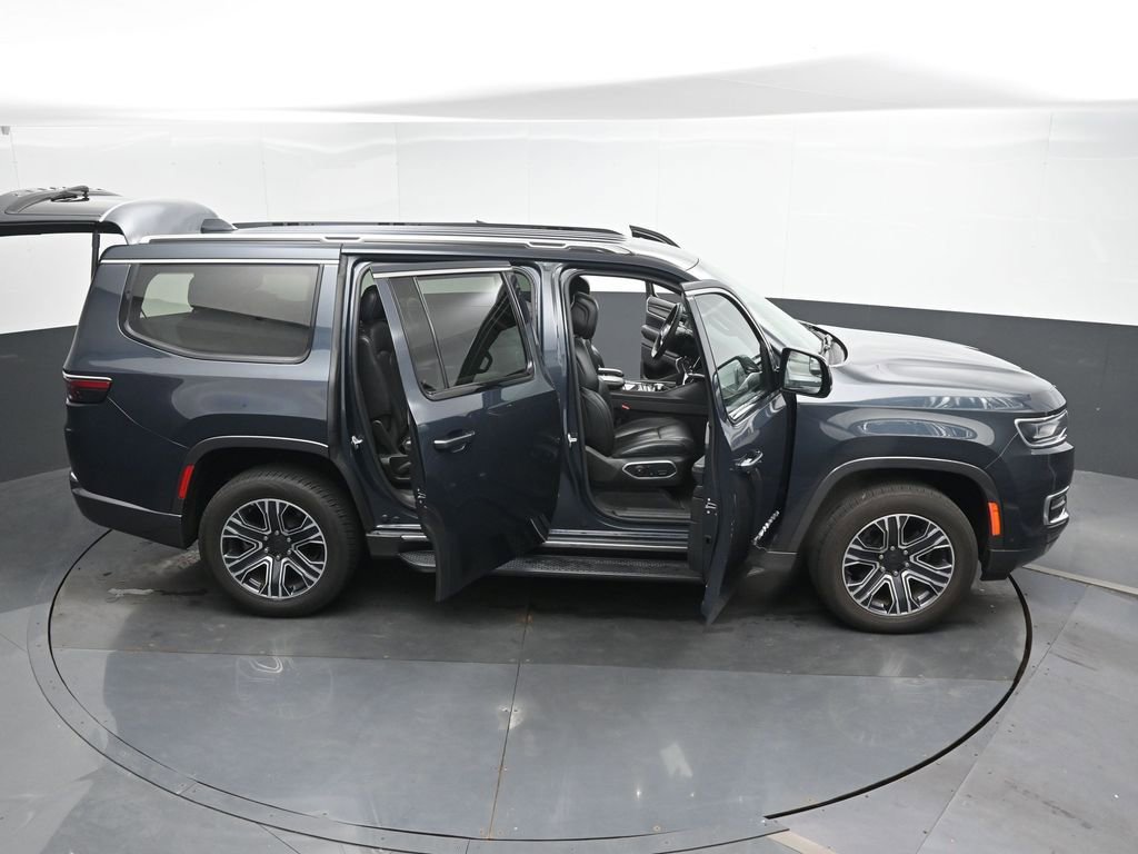 Used 2022 Jeep Wagoneer Series III image 57