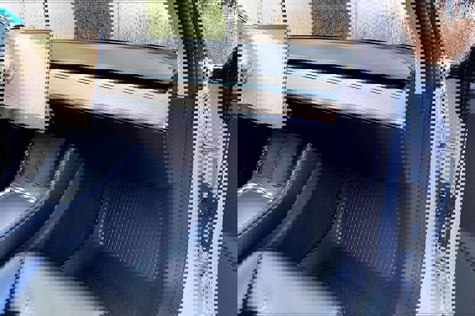 Used 2021 Tesla Model 3 Long Range AWD/4WD image 17