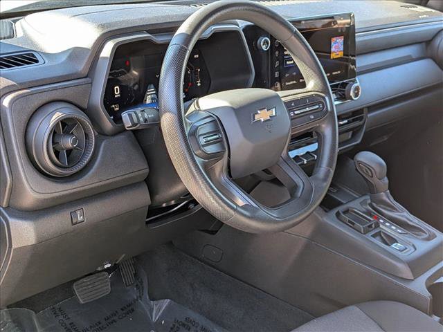 Used 2024 Chevrolet Colorado W/T image 10