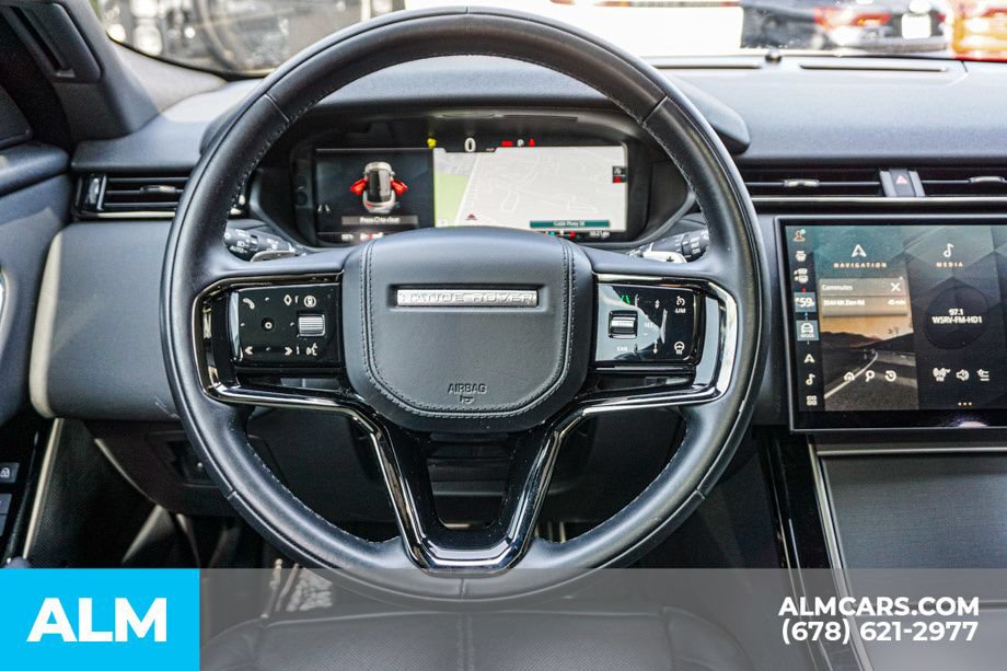 Used 2025 Land Rover Range Rover Velar Dynamic SE AWD/4WD image 28