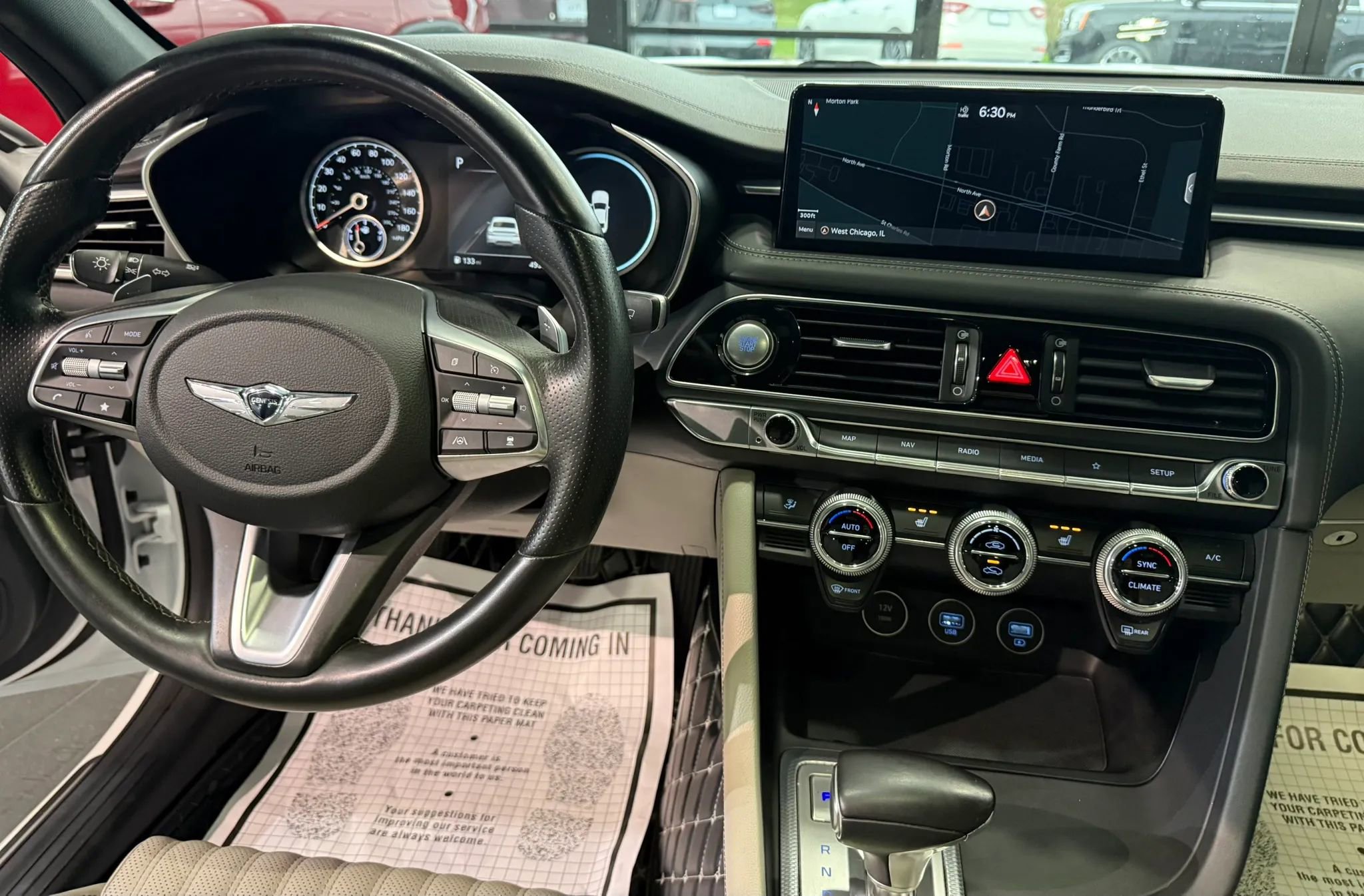 Used 2022 Genesis G70 3.3T image 14