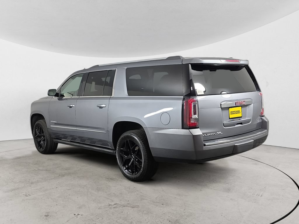 Used 2018 GMC Yukon XL Denali w/ Denali Ultimate Package AWD/4WD image 7