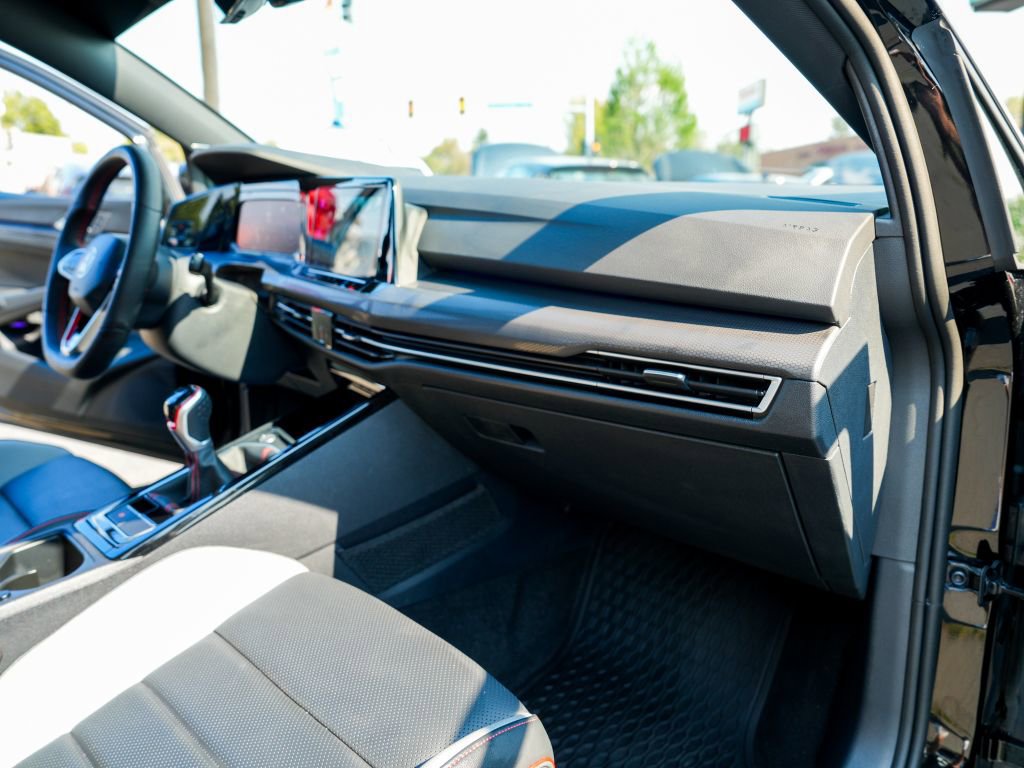 Used 2024 Volkswagen GTI SE w/ SE Leather Seats Package image 32