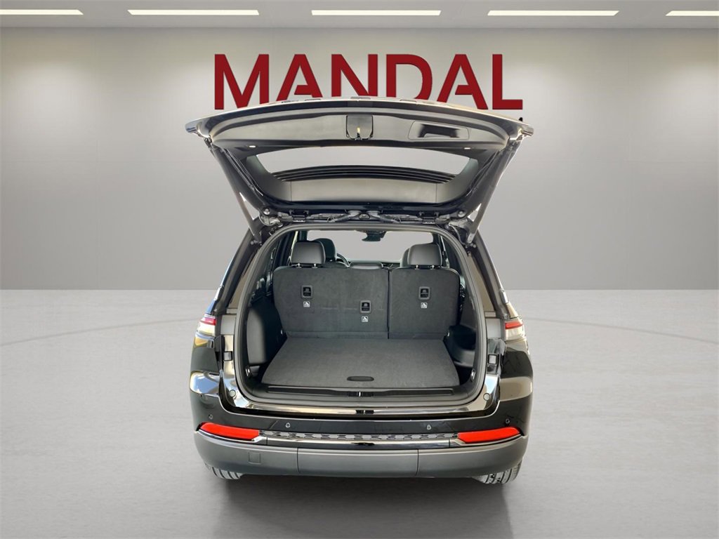 New 2025 Jeep Grand Cherokee Limited w/ Trailer Tow Package image 23