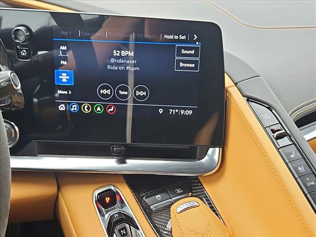 Used 2020 Chevrolet Corvette Stingray Premium Cpe w/ 3LT Preferred Equipment Group image 15