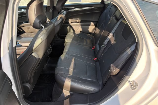 Used 2014 Ford Fusion Titanium FWD image 10