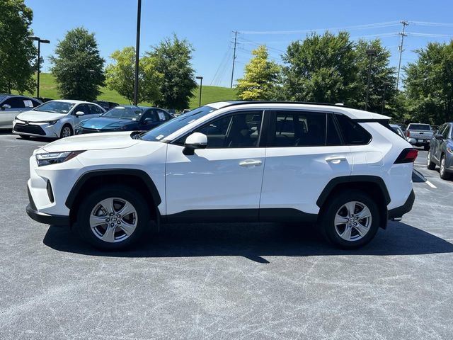 Used 2025 Toyota RAV4 XLE FWD image 7