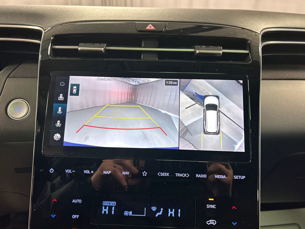 Used 2023 Hyundai Tucson Limited image 16