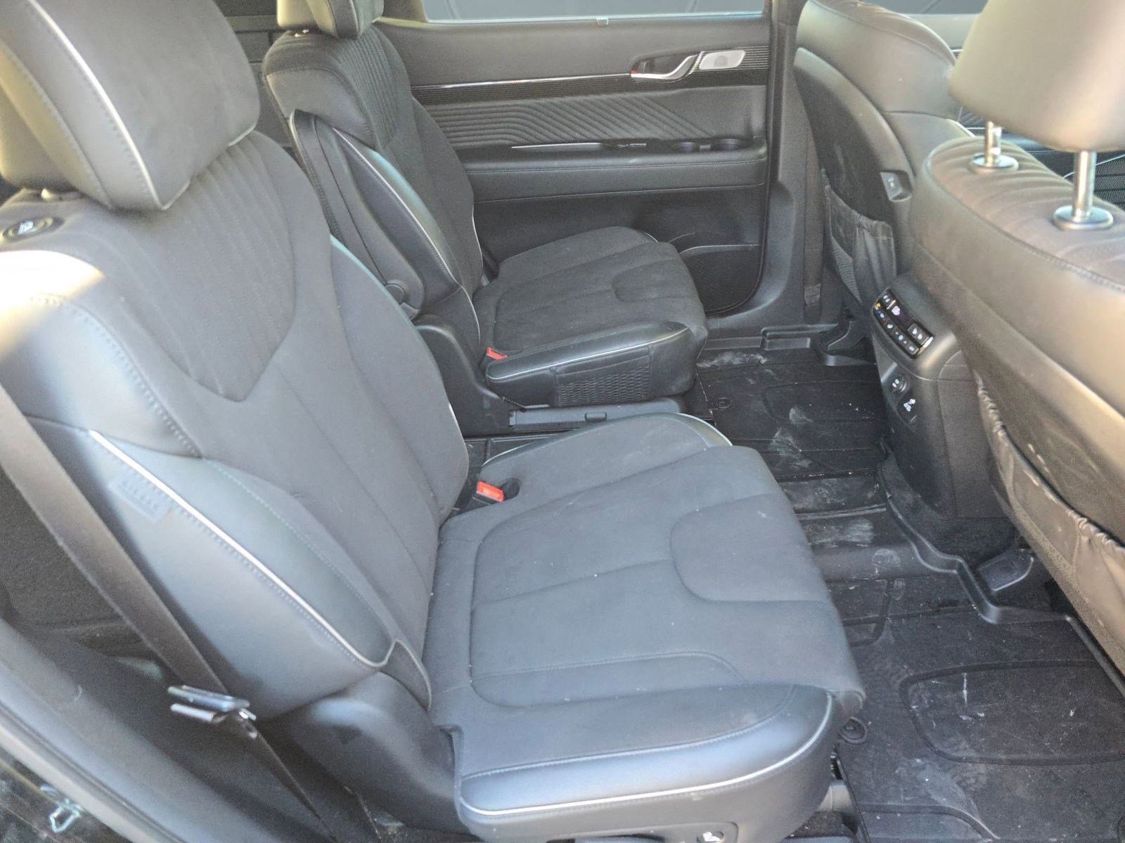 Used 2024 Hyundai Palisade Calligraphy image 25