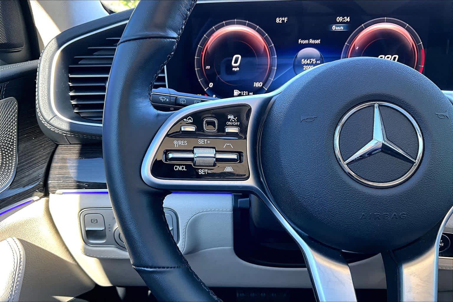 Used 2022 Mercedes-Benz GLE 350 4MATIC image 26