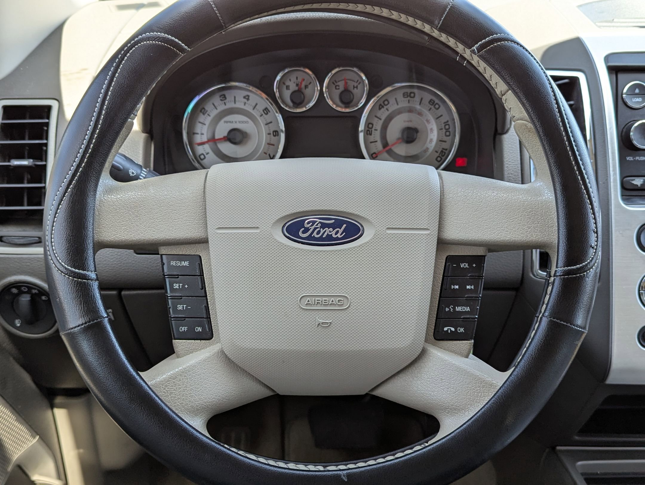 Used 2008 Ford Edge Limited image 20