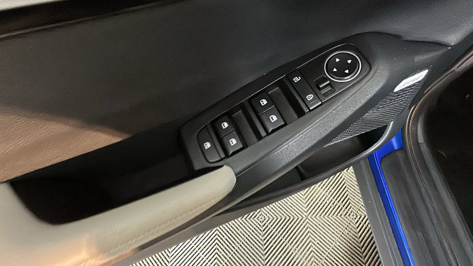 Used 2022 Kia Seltos SX w/ Sunroof Package AWD/4WD image 13