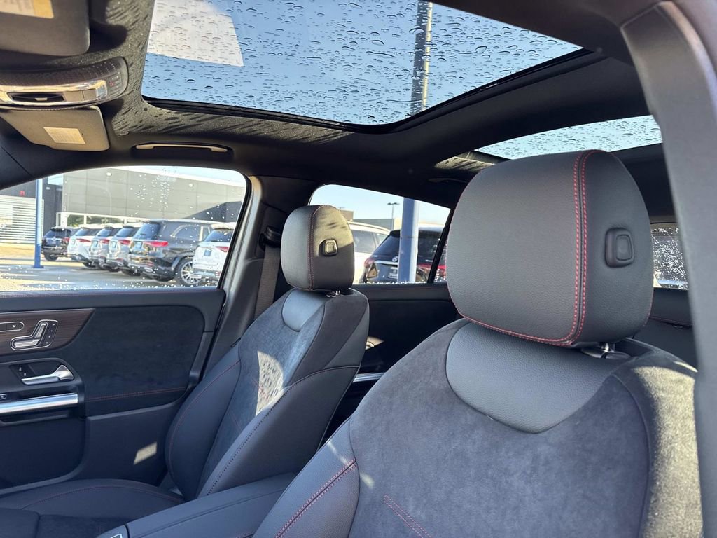 New 2026 Mercedes-Benz GLA 250 4MATIC image 19