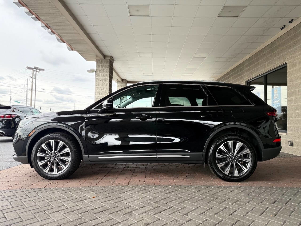 Used 2020 Lincoln Corsair Reserve image 6