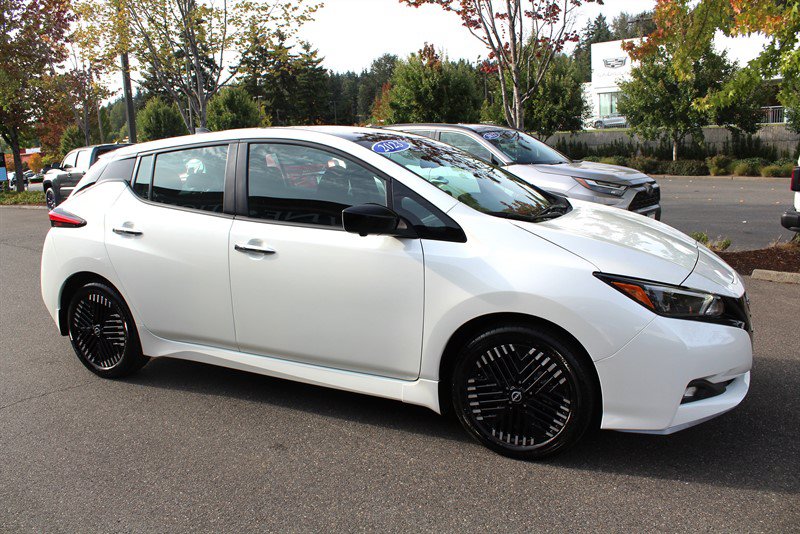 Used 2023 Nissan Leaf SV Plus w/ Protection Package FWD image 6