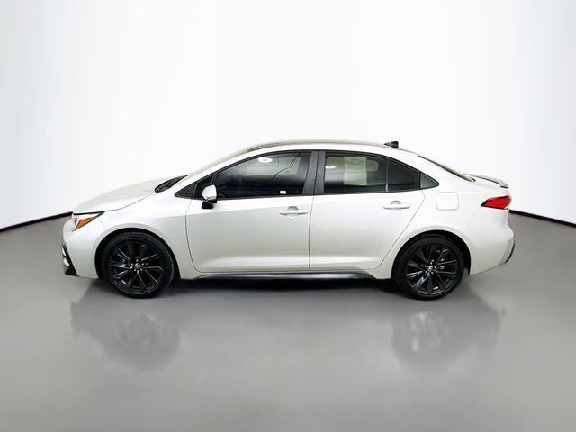 Used 2023 Toyota Corolla SE image 4