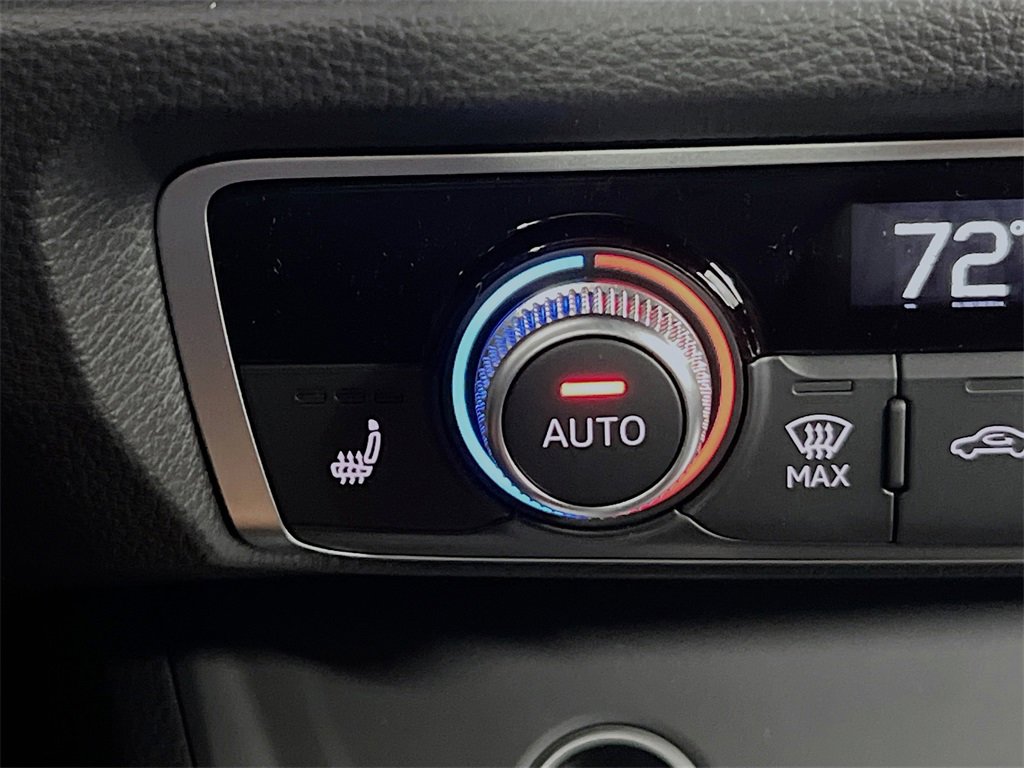 New 2025 Audi Q3 2.0T Premium image 19