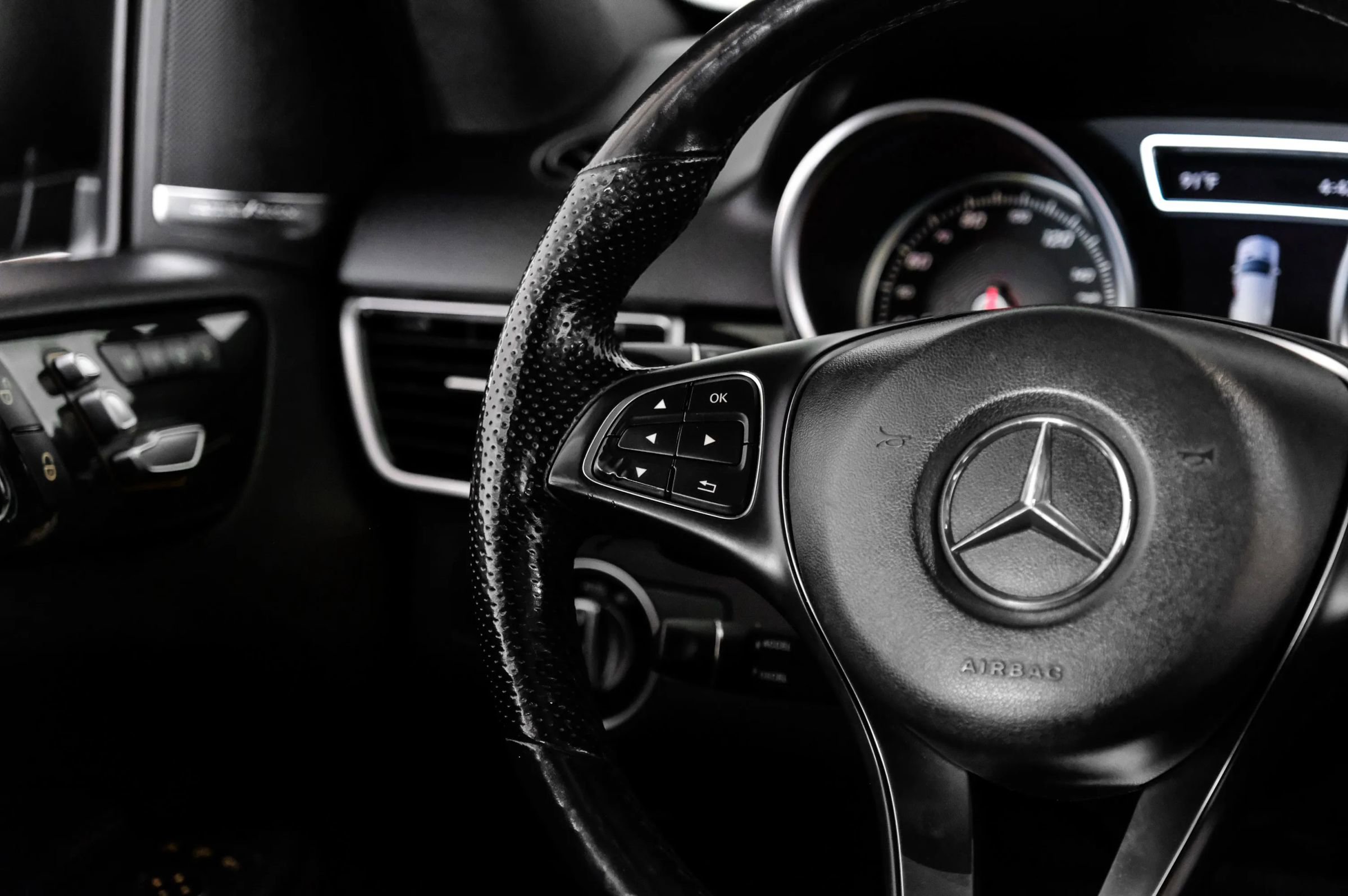 Used 2017 Mercedes-Benz GLE 350 4MATIC w/ Premium 1 Package image 17