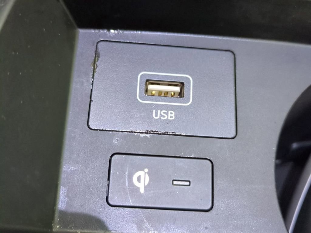 Certified 2023 Hyundai Santa Fe Limited image 28