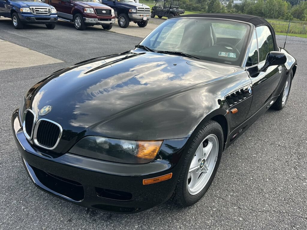 Used 1999 BMW Z3 2.5i RWD image 8