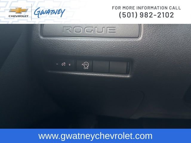 Used 2023 Nissan Rogue S image 20