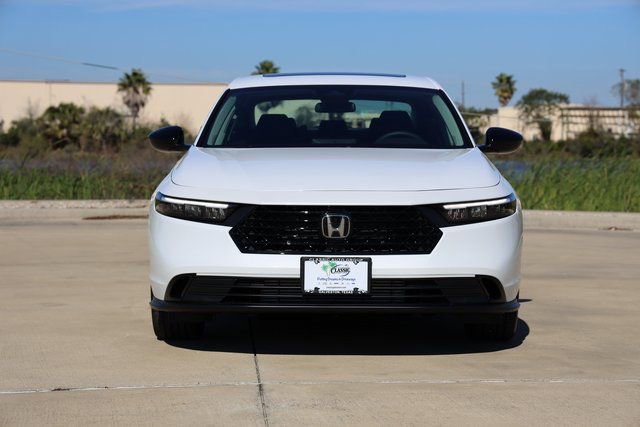New 2025 Honda Accord SE image 2