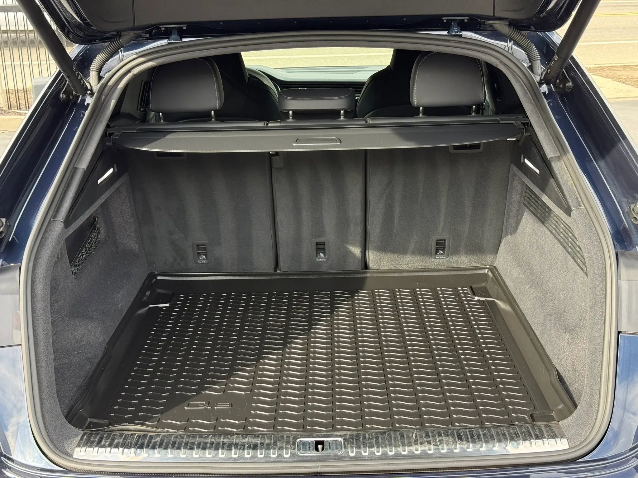 Used 2024 Audi RS Q8 w/ Executive Package image 25