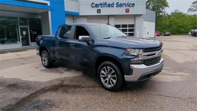 Used 2022 Chevrolet Silverado 1500 LT image 2