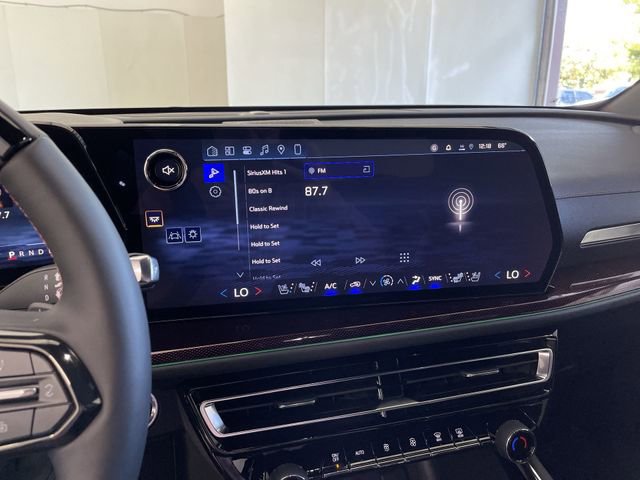 New 2026 Chevrolet Traverse RS image 33