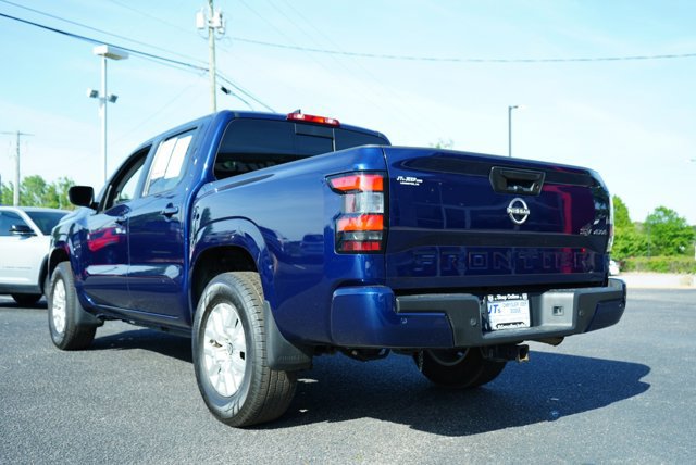 Used 2023 Nissan Frontier SV w/ SV Convenience Package AWD/4WD image 9