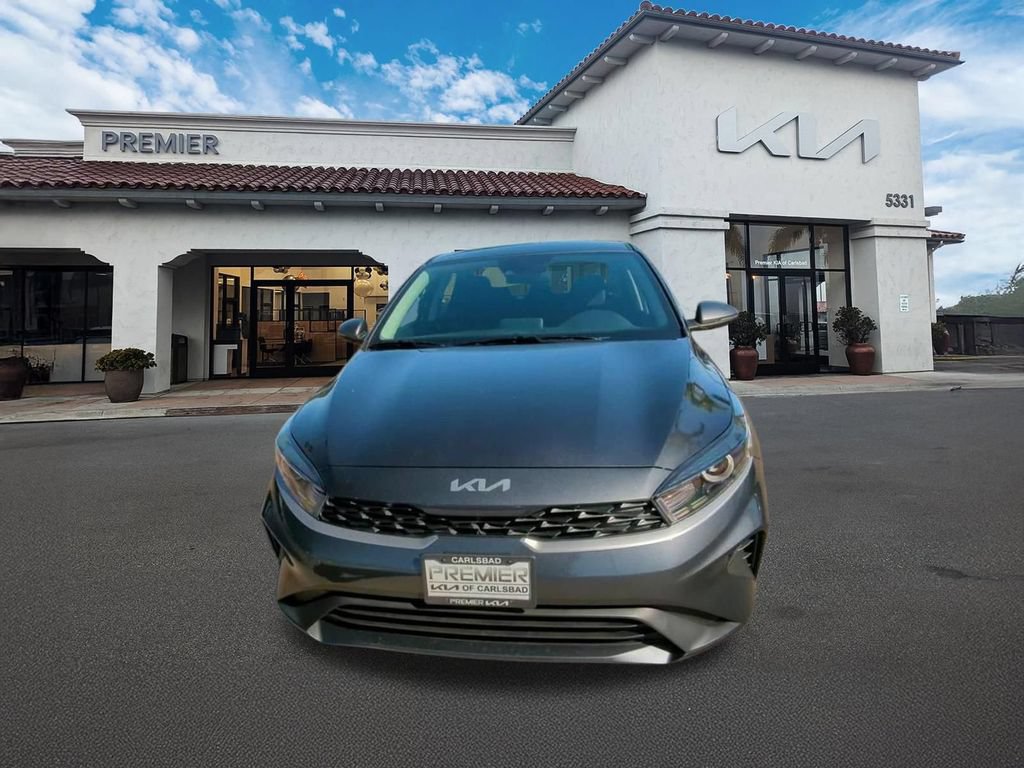 Certified 2024 Kia Forte LXS w/ LXS Technology Package FWD image 3