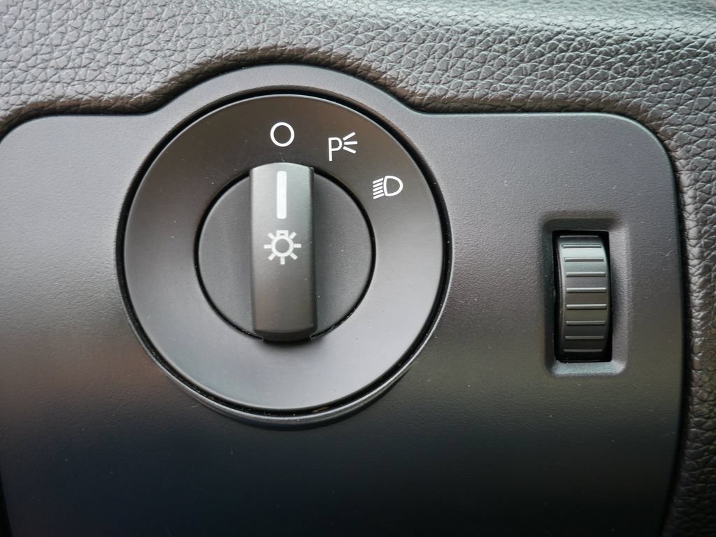 Used 2014 Ford Mustang Premium RWD image 19