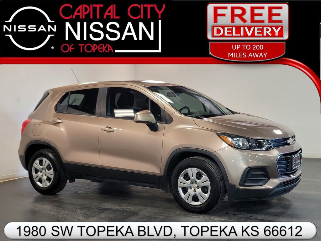 Used 2018 Chevrolet Trax LS image 1