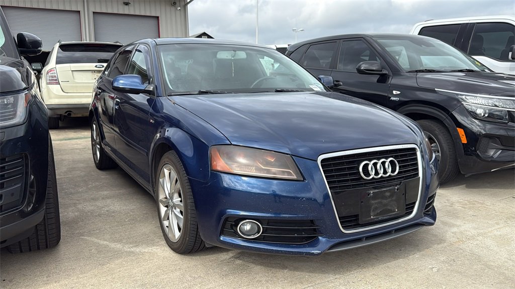 Used 2013 Audi A3 2.0T Premium image 3