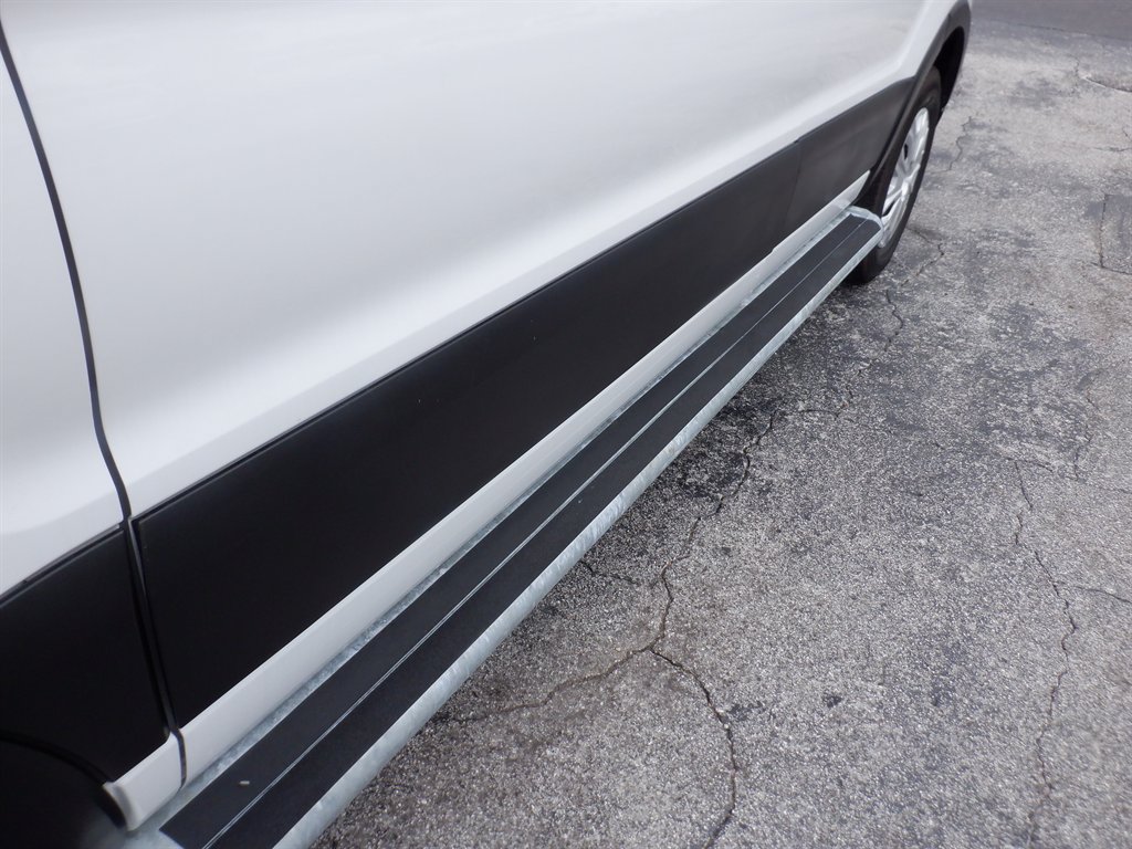 Used 2025 Ford Transit 250 Low Roof w/ Exterior Upgrade Package RWD image 8