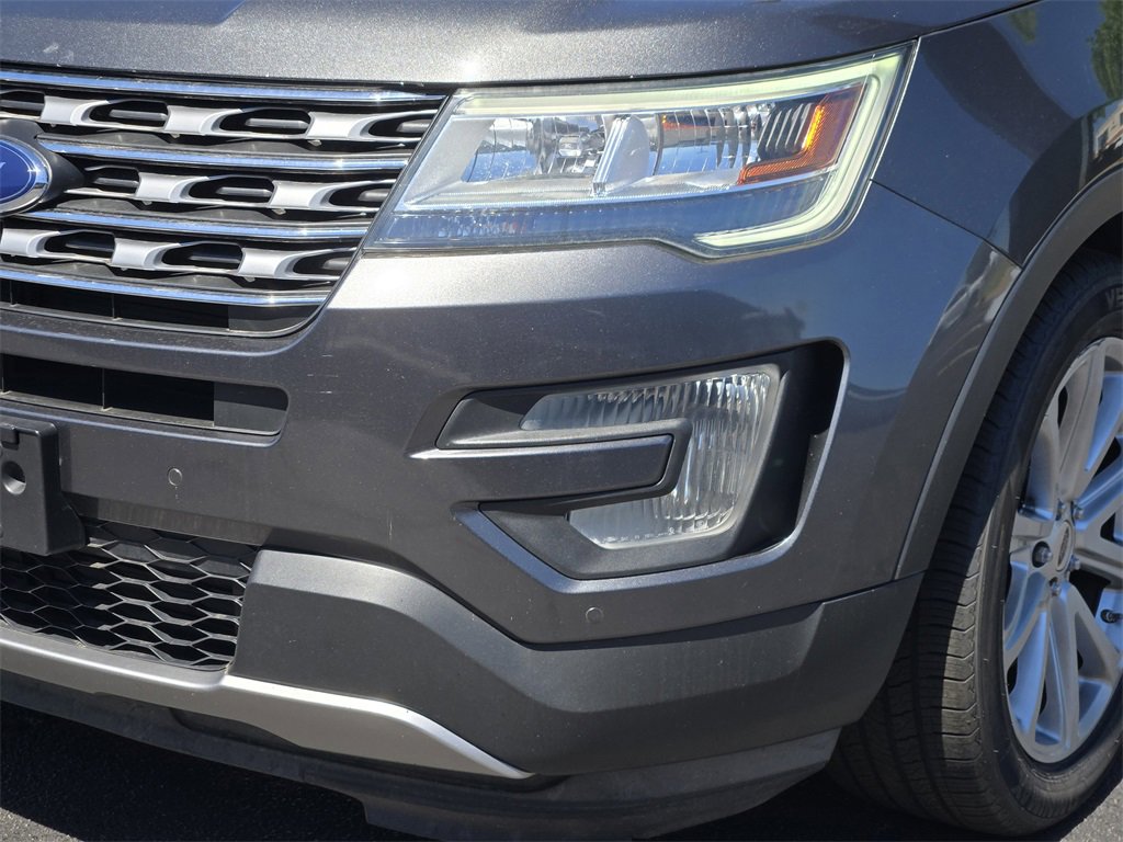 Used 2016 Ford Explorer Limited image 10