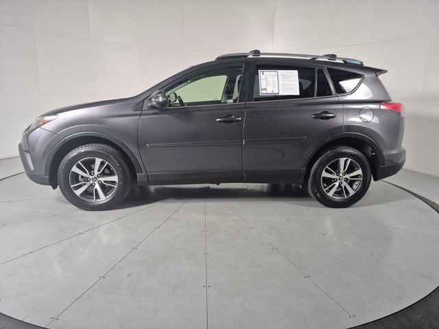 Used 2018 Toyota RAV4 XLE image 2