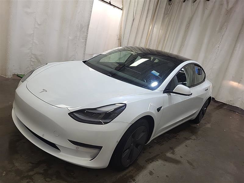 Used 2021 Tesla Model 3 Standard Range Plus RWD image 3