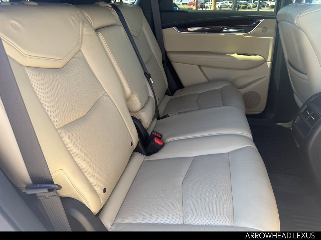 Used 2017 Cadillac XT5 Premium Luxury w/ LPO, Wheel Lock Package image 30