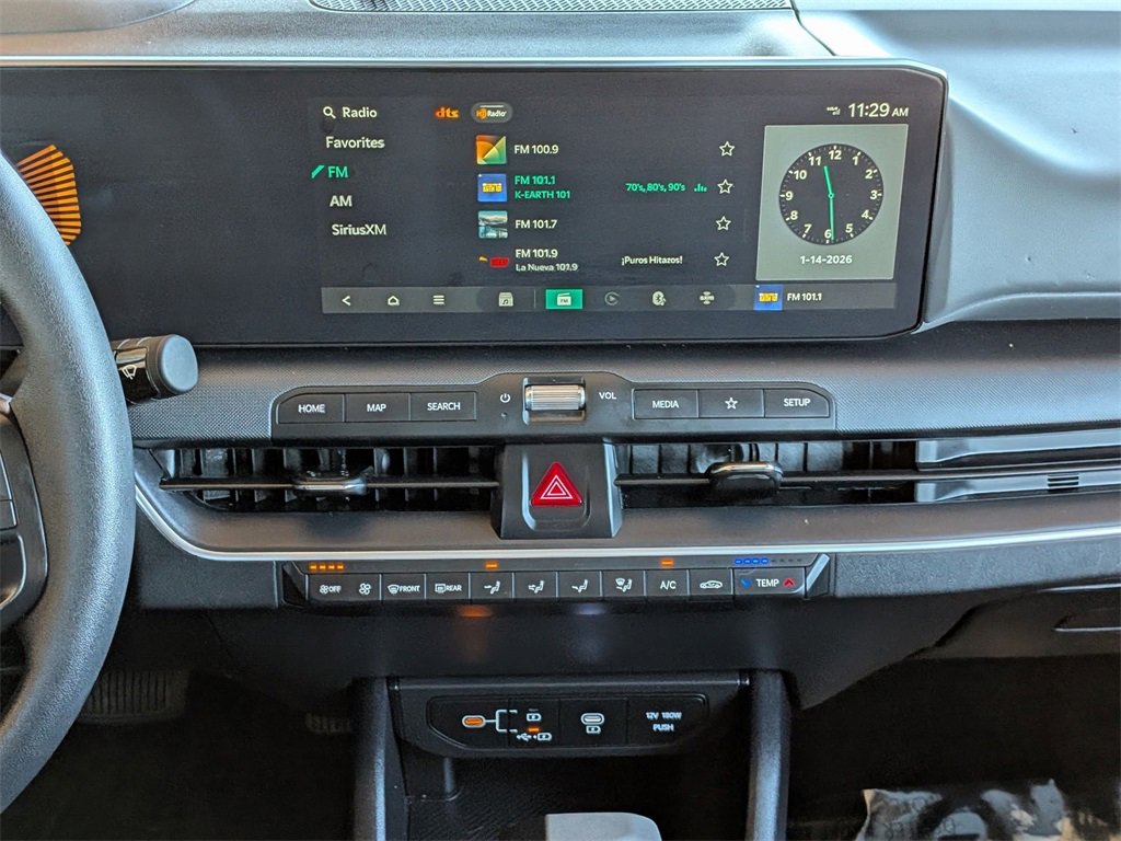 Used 2025 Kia K4 LXS image 18